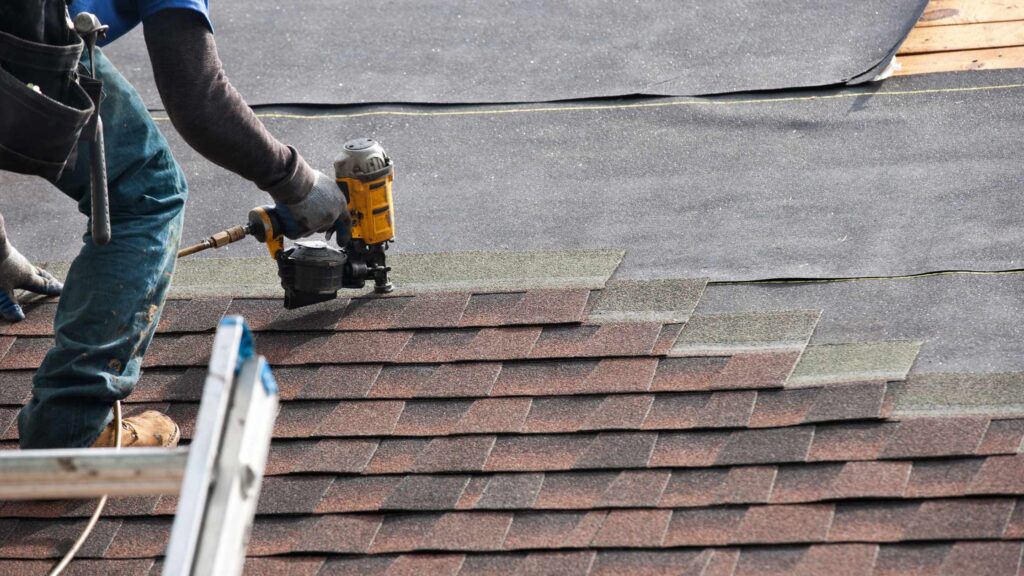 Handling Roof Repairs and Maintenance in Rental Homes