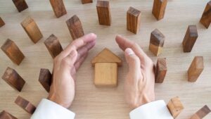 Renters vs. Homeowners Insurance: Understanding Coverage for Tenants
